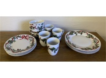 Bryan Home Christmas Dishes Service For Four