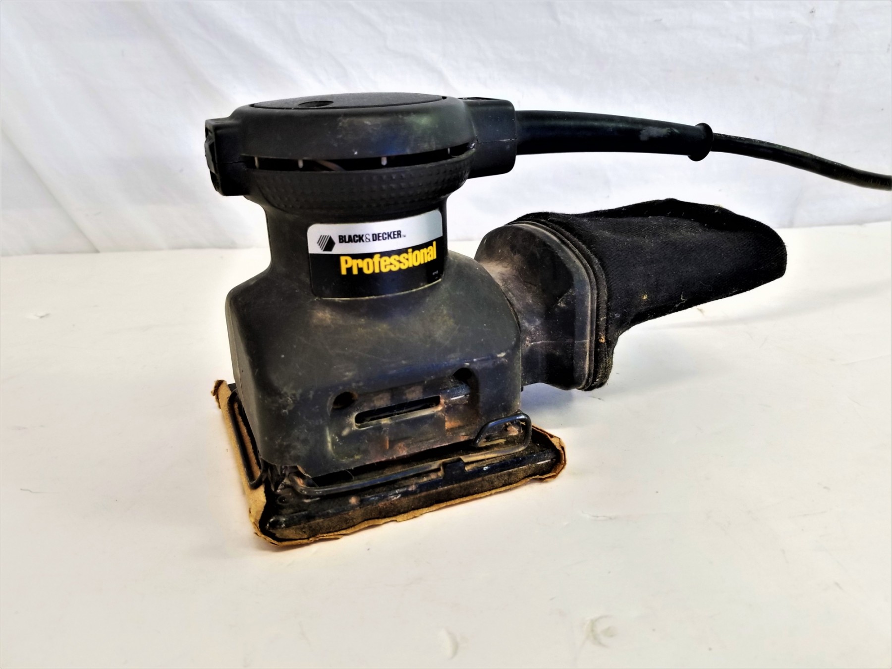 Vintage Black And Decker Professional Corded Palm Grip Sander W