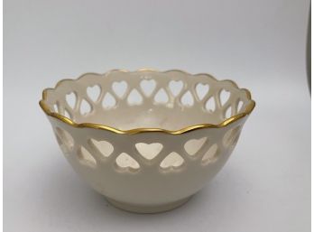 A Small Vintage Lenox Pierced Heart 24k Gold Rim Bowl