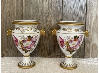 Beautiful Chelsea House Vases