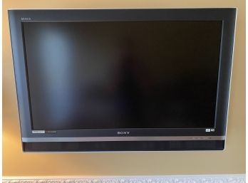 40' Sony Bravia TV