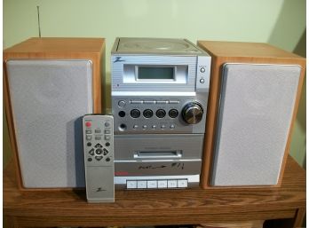 Zenith Micro Hi-Fi W/Remote Model LX140A -  CD / Radio / Combo