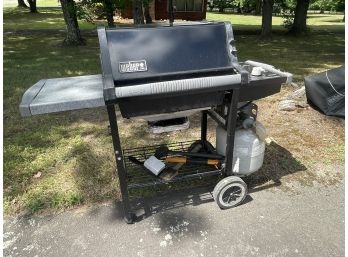 Weber Silver Gas Grill With Cover In Great Condition