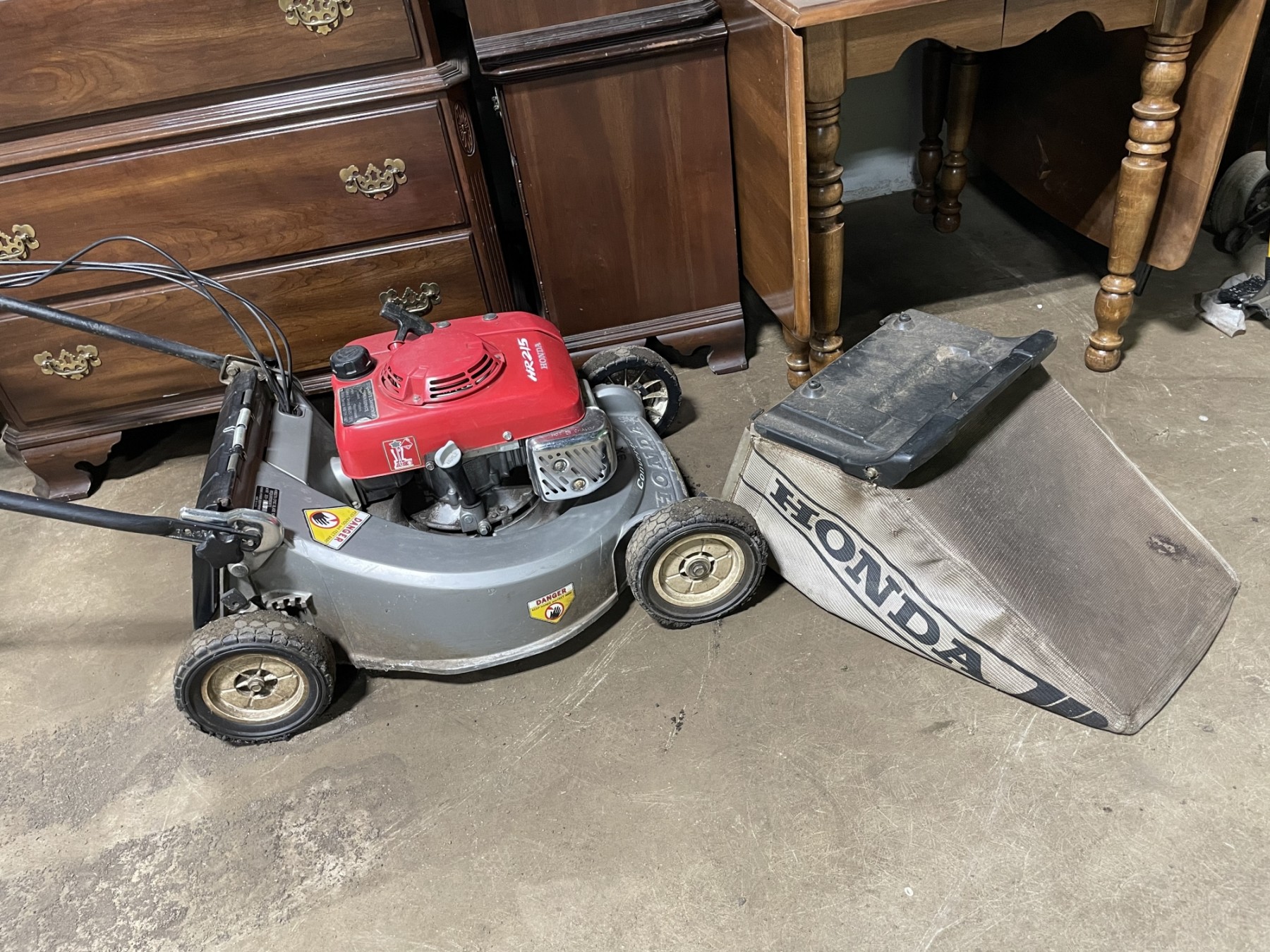 Honda HR215 SX Convertible Lawn Mower W/bag #40662039