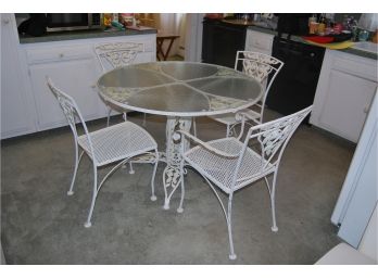 Vintage Iron Table With Four Chairs