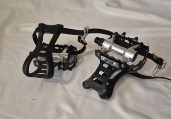 Bicycle Platform Pedals With Toe Cages & Adjustable Straps  Pair