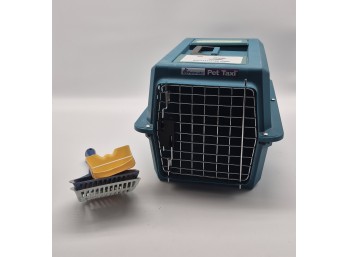 Petmate Pet Taxi Teal Pet Carrier With Three Litter Scoops