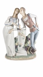 Lladr Romeo & Juliet Porcelain Figurine #4750 Sculpture  Hand Made In Spain