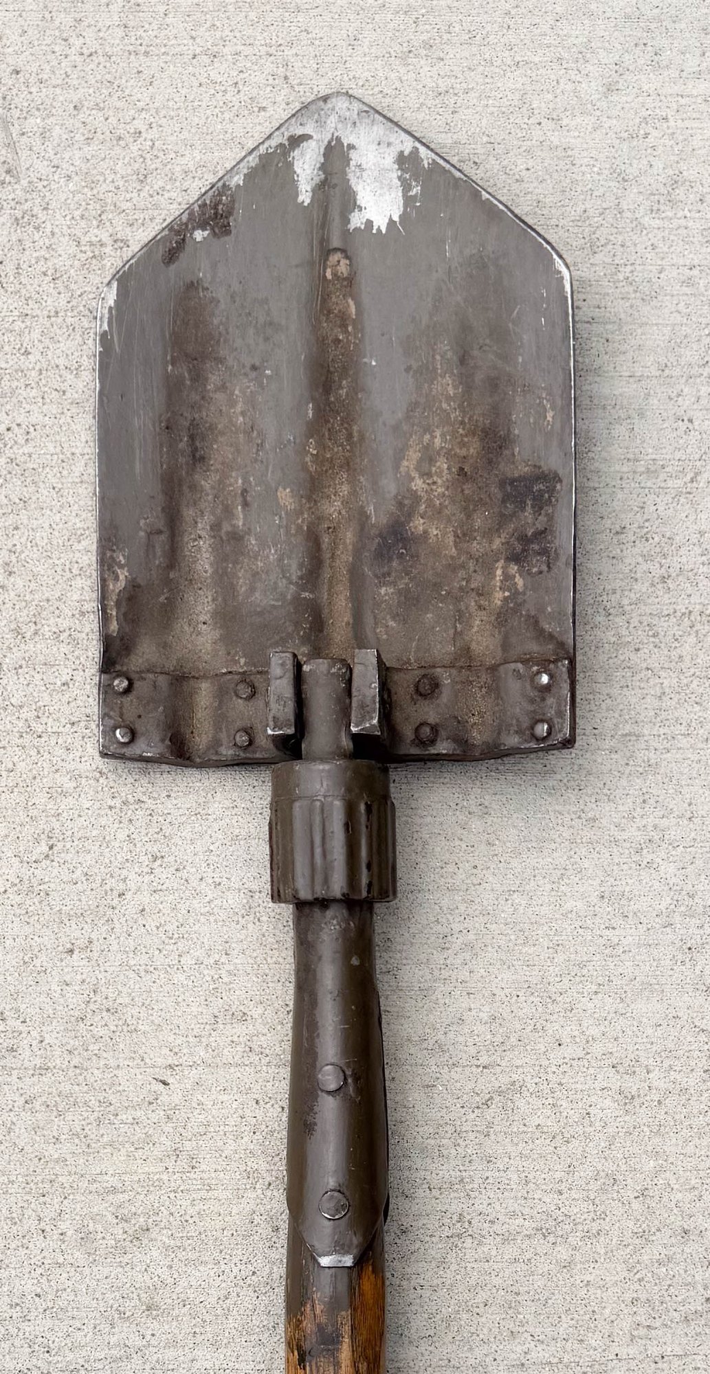 German Spade WWI German Military Klappspaten (folding Spade) #73821 | Auctionninja.com