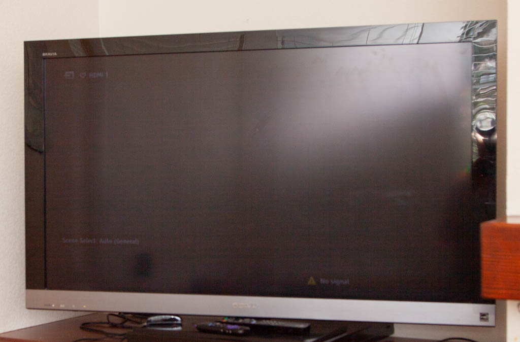 2011 Sony Bravia KDL-46EX500 LCD Digital Color 46