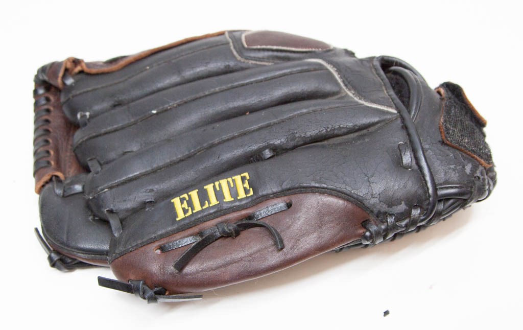 Gant de Softball - Wilson - A360 2023 Slowpitch - 15 pouces - Noir - Sport