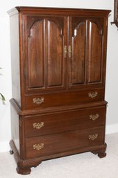 Ethan Allen Georgian Court Cherry Wood Gentleman's Chest / Armoire.