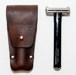 One Blade Hybrid Pivoting Single Edge Razor With Leather Sheath