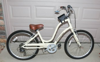 Electra Townie 7D Step-Thru Women's Hybrid Comfort Bicycle In Vanilla Finish