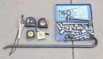 Hand Tool Lot Includes Tape Measure, Crowbar And Socket Set (incomplete)