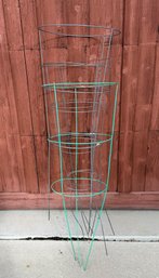 Conical Wire Tomato Cages