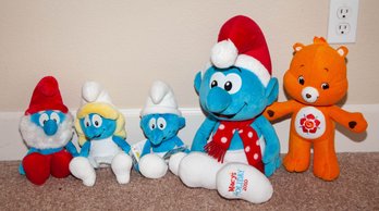 Vintage Smurf Plush Dolls Includes 2010 Macy's Holiday With Amigo Care Bear