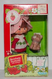 1982 Vintage Kenner Strawberry Shortcake Doll With Her Pet Cat, Custard NIB