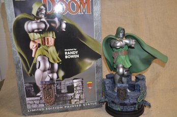 (#50) 2000 Marvel Bowen Design DOCTOR DOOM 14'H Limited Edition Painted Statue #707/5000