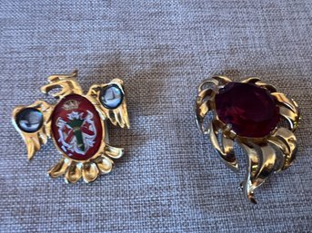 206) Vintage Serbin Eagle Brooch Pin Gold Tone - Gold Tone Pink Stone Brooch Pin ( No Pin)