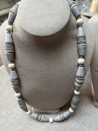 Stone Necklace Pastel Colors Grey / White 13.5'