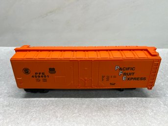 Lionel Pacific Fruit Express Train