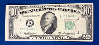 OFF CENTER ERROR - $10 TEN DOLLAR FEDERAL RESERVE NOTE - SERIES 1950 -GREEN SEAL - MINT!
