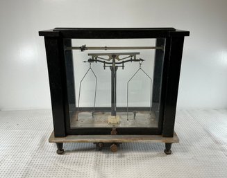 Antique Seederer-Kohlbusch Inc. Scientific Measuring Equipment