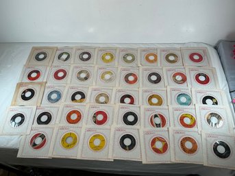 38 45s Including The Ivy League, The Vouges, Rare Earth, Stranger On The Shore, Etc