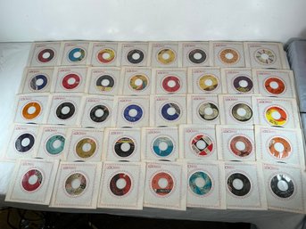 39 45s Including The Beatles, John Lennon, Bob Dylan, Dig In, The Beach Boys, The Grass Roots, Etc