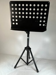 Belmonte Adjustable Portable Music Stand With A Locking Knob - 37 In Height