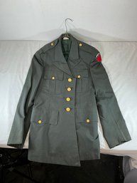 Vintage U.S. Army Enlisted Men's Class A Green Dress Uniform Coat, Size 36R