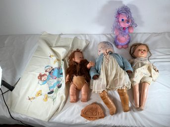 Vintage Dolls, A Purple 1980s Kenner Fluppy Dog Plush, Raggedy Ann And Andy Pillow Case