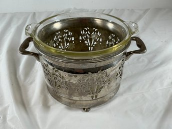 Vintage Silver-plated Pierced Serving Dish Holder With An Etched Clear Pyrex Glass Insert