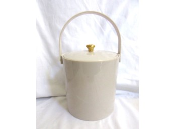Vintage Irvinware White Insulated Ice Bucket With Lid & Handle Mid Century Barware