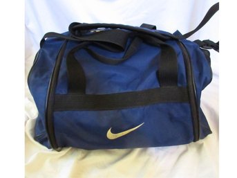 Vintage Nike Blue Black Duffle Gym Bag Travel Sports Carry On