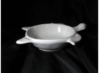 White Ceramic Turtle-Shaped Serving Bowl / Trinket Dish – 7.5'