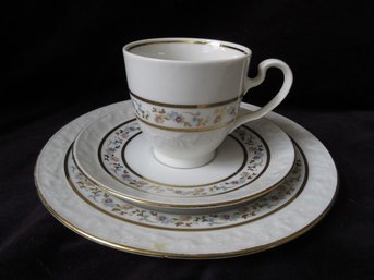 Schirnding Bavaria Trio Cup Saucer Plate Floral Gold Trim Set