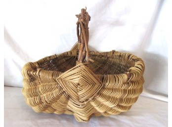 Vintage Handwoven Rustic Gathering Basket Natural Vine Handle Farmhouse Primitive Decor