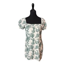 XS Abercrombie & Fitch White And Green Floral Print Babydoll Mini Dress With Puff Sleeves.