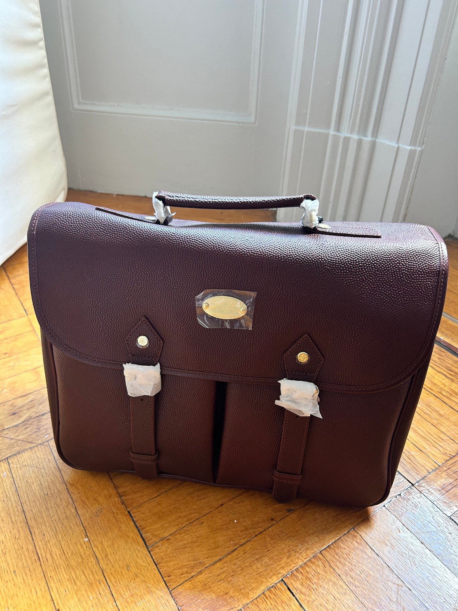 Brooks Brothers Burgundy Pebbled Briefcase With Original Tags & Dust ...