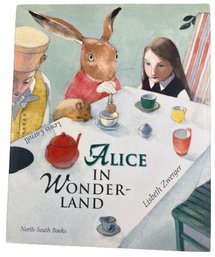 Alice In Wonderland By Lisabeth Zwerger