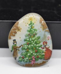 Vintage Time Period Christmas Tree Decorating Hand Painted Brooch Pin On Eyeglass Lens #955