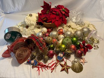 Vintage Christmas Holiday Decorations Ornaments Basket