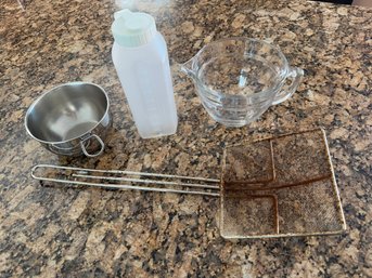 Quart Glass Measuring Cup And Rubbermaid Storage Container, Stainless Mixing Bowl & Fine Mesh Square Skimmer