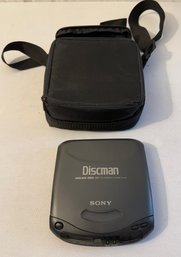 Sony Discman D-141 Compact CD Player And Travel Case