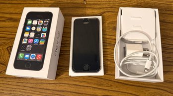 IPhone 5S In Box With Accessories