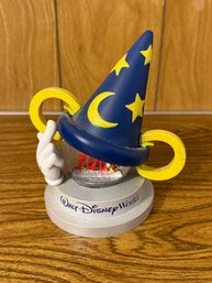 Walt Disney World 100 Years Of Magic Snow Globe