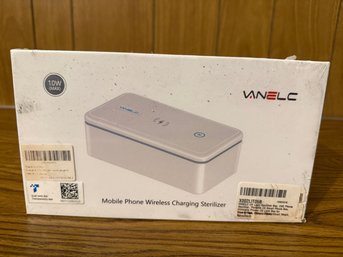 Vanelc UV Light Mobile Phone Wireless Charging Sanitizer New In Sealed Box