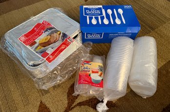 'to Go' Steam Table Pans, 2 Oz Cups, Spoons And Large Containers